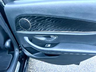 Mercedes E-klasse 220D 194pk 9-traps aut + f1 Excl Line - widescreen - front + line + side assist - cam - navi - sfeerverl picture 77