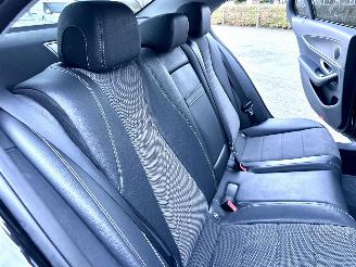 Mercedes E-klasse 220D 194pk 9-traps aut + f1 Excl Line - widescreen - front + line + side assist - cam - navi - sfeerverl picture 80