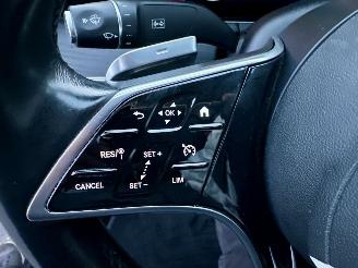 Mercedes E-klasse 220D 194pk 9-traps aut + f1 Excl Line - widescreen - front + line + side assist - cam - navi - sfeerverl picture 18