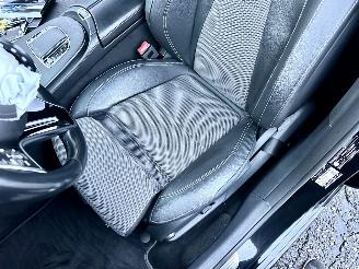 Mercedes E-klasse 220D 194pk 9-traps aut + f1 Excl Line - widescreen - front + line + side assist - cam - navi - sfeerverl picture 59