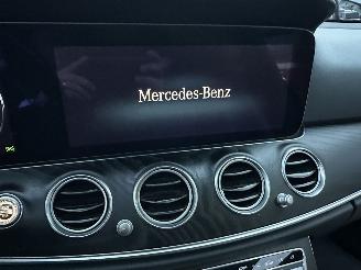 Mercedes E-klasse 220D 194pk 9-traps aut + f1 Excl Line - widescreen - front + line + side assist - cam - navi - sfeerverl picture 39