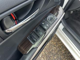 Lexus IS 300H 2.5 Hybrid 181pk aut + F1 Bus.Line Pro - navi - leer - stoelverw - cam - xenon - pdc v+a picture 43