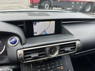 Lexus IS 300H 2.5 Hybrid 181pk aut + F1 Bus.Line Pro - navi - leer - stoelverw - cam - xenon - pdc v+a picture 32