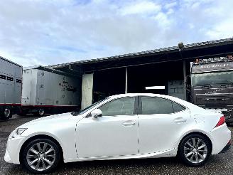 Avarii autoturisme Lexus IS 300H 2.5 Hybrid Business Line Pro 2016/9