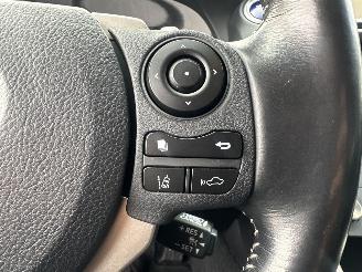 Lexus IS 300H 2.5 Hybrid 181pk aut + F1 Bus.Line Pro - navi - leer - stoelverw - cam - xenon - pdc v+a picture 29