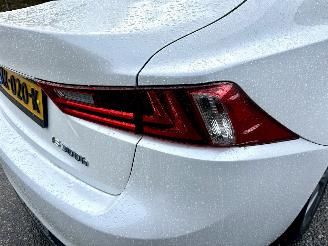 Lexus IS 300H 2.5 Hybrid 181pk aut + F1 Bus.Line Pro - navi - leer - stoelverw - cam - xenon - pdc v+a picture 106