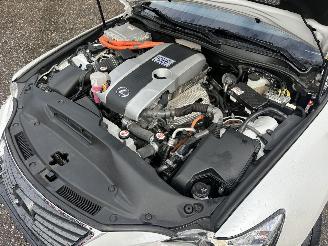 Lexus IS 300H 2.5 Hybrid 181pk aut + F1 Bus.Line Pro - navi - leer - stoelverw - cam - xenon - pdc v+a picture 81