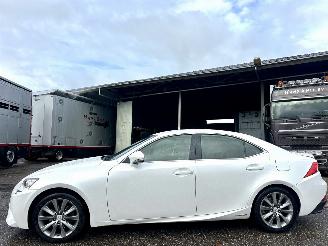 Avarii autoturisme Lexus IS 300H 2.5 Hybrid Business Line Pro 2016/9