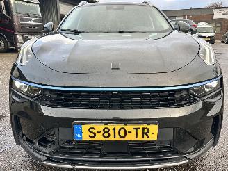 Lynk & Co 01 1.5 Plug-In Hybrid 7-Traps aut - nap - pano - navi - 360cam - stoelverw - 20inch - Infinity - pdc v+a picture 3