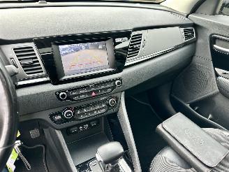 Kia Niro 1.6 Hybrid 119pk Aut Design Ed - nap - schuifdak - navi - cam - line assist - stuurverw - stoelverw picture 24