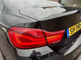 BMW 4-serie Gereserveerd Coupé 420i 184pk 8-Traps aut M-Sport - nap - head up - harman/kardon - schroefset - 20 inch - performance uitlaat picture 12