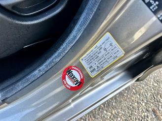 Kia Picanto 1.0 CVVT 69pk First Ed 5drs - 40dkm nap - 1e eig - clima - cruise - lmv - 4x elektr ram - aux - usb - led picture 32