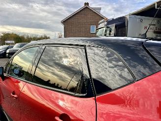 Renault Captur 1.2 TCe Turbo Xmod 120pk 6-traps aut - 84dkm nap - navi - cam - leer - stoelverw - keyless - pdc v+a picture 92