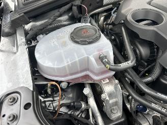 Skoda Octavia RS 2.0 TSI 265pk Aut + F1 Combi - pano - crystal light - front + line + side assist - virtual - 19 inch - keyless picture 85