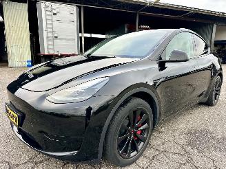 Tesla Model Y Long Range RWD 75kWh 351pk aut - pano - leer - carbon - 360cam - stoelverw v+a - multimedia achter - full self driving picture 2