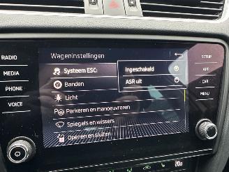 Skoda Octavia 1.0 TSI 116pk 6-bak Greentech Bus Edition Plus - xenon - virtual - camera - pdc - carplay - clima - cruise picture 30
