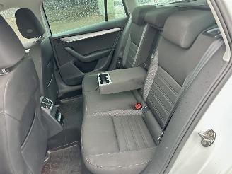 Skoda Octavia 1.0 TSI 116pk 6-bak Greentech Bus Edition Plus - xenon - virtual - camera - pdc - carplay - clima - cruise picture 24