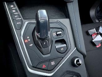 Lynk & Co 01 1.5 Plug-In Hybrid 7-Traps aut - pano - navi - 360cam - stoelverw - 20inch - Infinity - pdc v+a picture 41