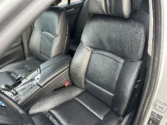 BMW 5-serie Touring 520i 184pk 8-traps aut Luxury Ed - nap - leer - stoelverw - elektr trekh + stuur - memory l+r picture 27