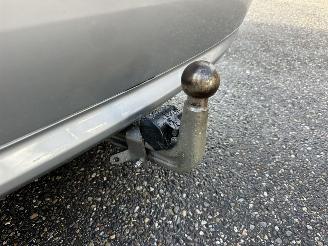 BMW 5-serie Touring 520i 184pk 8-traps aut Luxury Ed - nap - leer - stoelverw - elektr trekh + stuur - memory l+r picture 105