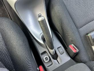 Toyota Auris 1.8 Full Hybrid 123pk aut Executive - nap - navi - camera - keyless entry + start - lmv + 4x goede banden picture 52