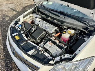 Toyota Auris 1.8 Full Hybrid 123pk aut Executive - nap - navi - camera - keyless entry + start - lmv + 4x goede banden picture 94