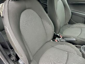 Alfa Romeo MiTo 1.4i 79pk 6-bak Distinctive - airco - elektr ramen + spiegels - lmv - radio - boekjes + sleutels compl picture 40