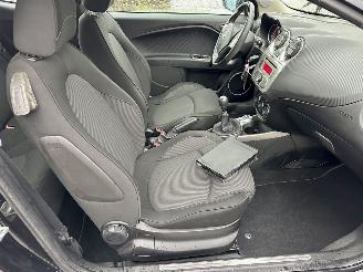 Alfa Romeo MiTo 1.4i 79pk 6-bak Distinctive - airco - elektr ramen + spiegels - lmv - radio - boekjes + sleutels compl picture 38
