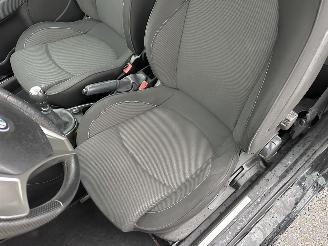 Alfa Romeo MiTo 1.4i 79pk 6-bak Distinctive - airco - elektr ramen + spiegels - lmv - radio - boekjes + sleutels compl picture 46