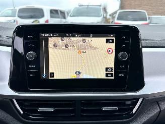 Volkswagen T-Roc Gereserveerd 1.5 TSI 150pk 7-Traps aut Life - 7dkm nap - navi - cam - virtual - front + line + park assist - keyless picture 23