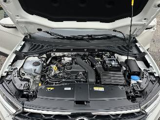 Volkswagen T-Roc Gereserveerd 1.5 TSI 150pk 7-Traps aut Life - 7dkm nap - navi - cam - virtual - front + line + park assist - keyless picture 72