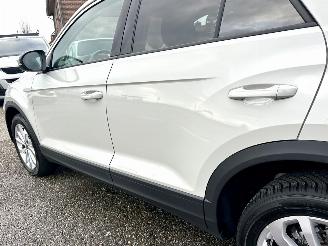 Volkswagen T-Roc Gereserveerd 1.5 TSI 150pk 7-Traps aut Life - 7dkm nap - navi - cam - virtual - front + line + park assist - keyless picture 88