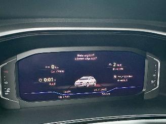 Volkswagen T-Roc Gereserveerd 1.5 TSI 150pk 7-Traps aut Life - 7dkm nap - navi - cam - virtual - front + line + park assist - keyless picture 25