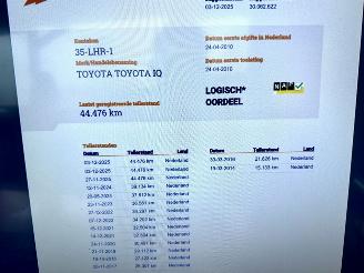 Toyota iQ 1.0 VVTi 68pk automaat Aspiration - 44dkm nap - navi - clima - keyless entry + start - lmv - pdc picture 15