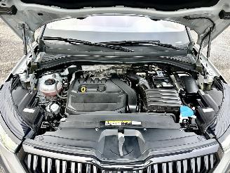 Skoda Kodiaq 1.5 TSI 150pk 7-traps aut Sportline Bus - nap - nardo grey - keyless - virtual - sfeerverl - nav - cam - memory picture 120