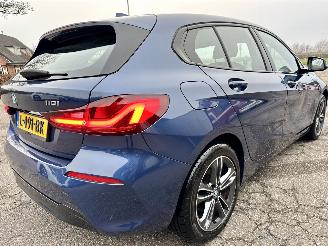 BMW 1-serie 118i 136pk 7-Traps aut High Exe - nap - virtual - nav - cam - front + line + park assist - leer + stoelverw - sfeerverl picture 5