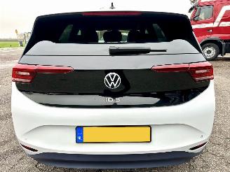 Volkswagen ID.3 gereserveerd 58kWh 204pk aut First Plus - nap - navi - cam - keyless - 19 inch - stuurverw - front + line assist - sfeerverl picture 76