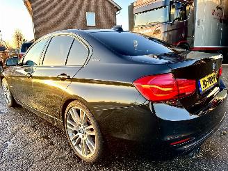 BMW 3-serie 330e 245pk 8-traps aut + f1 high exe - 112dkm nap - harman  - stuur + stoelverw v+a - 360cam - head up - elektr rollo picture 6