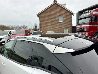 Peugeot 3008 1.2 Turbo 131pk 6-bak Premium - nap - navi - cam - virtual - elektr klep - 19 inch - line assist - keyless - pdc v+a picture 6