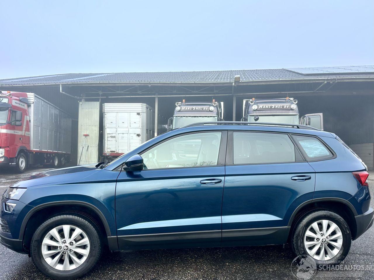 Skoda Karoq 1.5 TSI 150pk 7-Traps aut Bus.Edition - nap - navi - stoelverw - pdc - front assist - keyless - inkl trekh