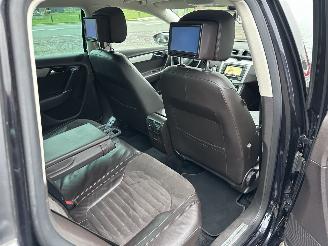 Volkswagen Passat 1.4 TSI 122pk dsg aut + f1 Highline - nap - dvd in hoofdsteunen - navi - clima - cruise - leer + stoelverw picture 19