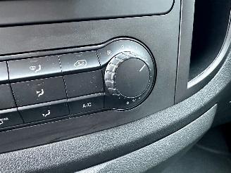 Mercedes Vito Tourer 110 CDI 102pk extra lang 9 Pers - nap - 1e eig - airco - cruise - getint glas - privacy glass - side bars picture 29