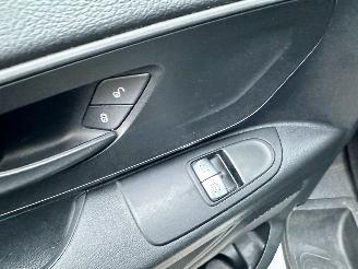 Mercedes Vito Tourer 110 CDI 102pk extra lang 9 Pers - nap - 1e eig - airco - cruise - getint glas - privacy glass - side bars picture 40