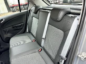 Opel Corsa 1.4-16V 101pk Cosmo 5drs - pano - nap - clima - cruise - half leer - pdc - licht + regens + dimmend binnenspiegel picture 25