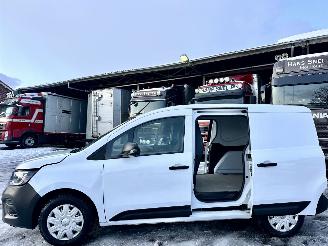 krockskadad bil bedrijf Renault Kangoo E-Tech 44kwh 122pk aut advance - nap - 2x schuifdeur - 1e eig - clima - cruise - pdc 2022/11