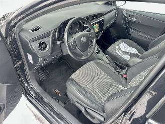 Toyota Auris Touring Sports Gereserveerd 1.8 Hybrid 123pk aut Exe - pano - nap - navi - camera - keyless - front + line + park assist picture 42