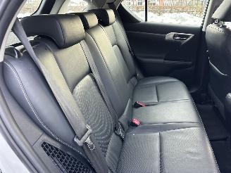 Lexus Ct 200h Hybrid 123pk aut Luxury Line - nap - nav - leer - camera - memory - xenon - pdc v+a - keyless picture 67