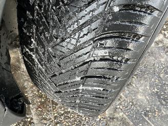 Peugeot 3008 1.2T PureTech 131pk aut + f1 Première - virtual - line + side assist - clima - cruise - pdc v+a - privacy glass picture 86