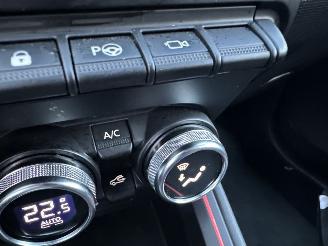 Renault Clio 1.6 E-Tech Hybrid 8-traps aut 140 Intens - nap - 360cam - keyless - navi - front + line + side + park assist - virtual picture 30