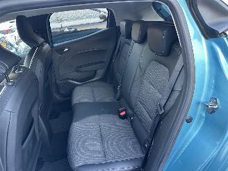 Renault Clio 1.6 E-Tech Hybrid 8-traps aut 140 Intens - nap - 360cam - keyless - navi - front + line + side + park assist - virtual picture 61